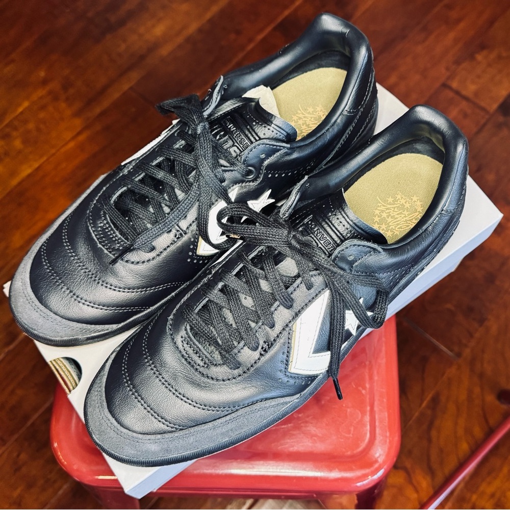 Classic Black Leather Men's Sneakers